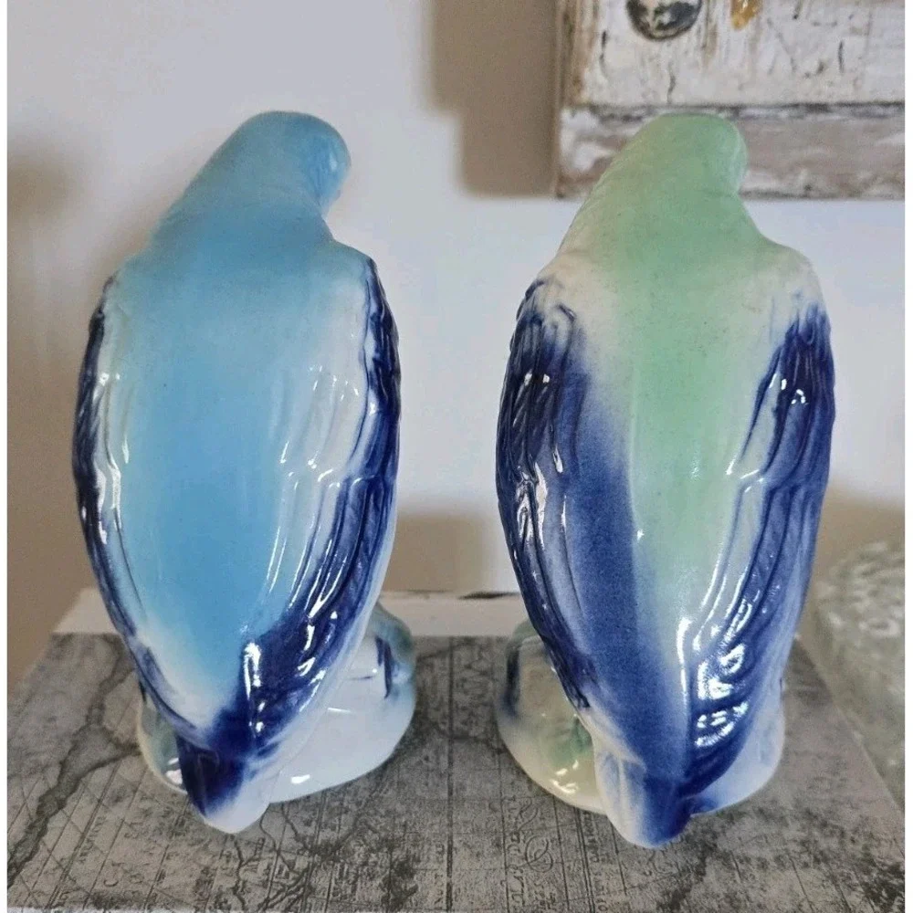 Set‎ Of 2 Vintage Porcelain Blue Parrots Figurine Brazil Pastel Colors No Chips